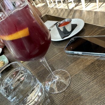 Dominion Bar + Kitchen - Sangria - Canadian (New) Near Me - Surrey, British Columbia