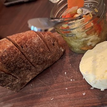Union - Bread and butter with pickled veggies. Do not know why the veggies were there but they werent unwelcomed. - Italian Near Me - Pasadena, California