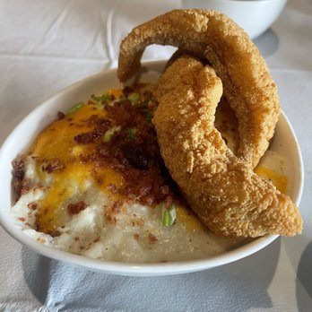 Della J's Delectables - Catfish & Grits - Southern Near Me - Alexandria, Virginia