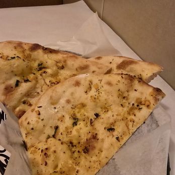 Ruchi - Garlic naan - Indian Near Me - Charlotte, North Carolina Ruchi - Garlic naan - Indian Near Me - Charlotte, North Carolina