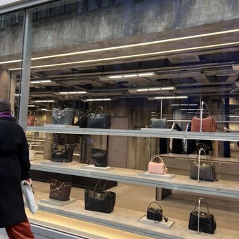 Oxford Street - Shopping Near Me - London, XGL