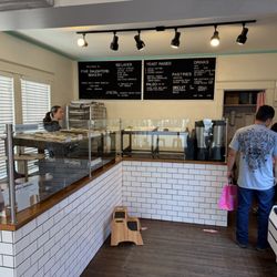 Five Daughters Bakery 12south - Line