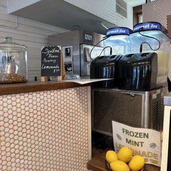 Bakehouse Charleston - Coffee & Tea Near Me - Charleston, South Carolina Bakehouse Charleston - Coffee & Tea Near Me - Charleston, South Carolina
