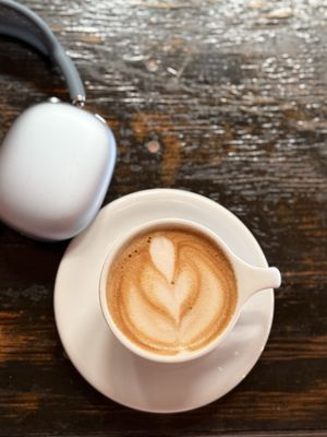 Paper or Plastik Cafe by null