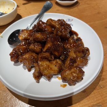 Super Dumpling - Orange Chicken - Chinese Near Me - Culver City, California