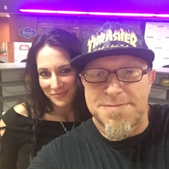 Harley's Valley Bowl - Bowling Near Me - Simi Valley, California
