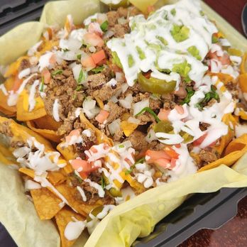Chavela’s Tacos - Nachos with carne asada - Mexican Near Me - Los Angeles, California