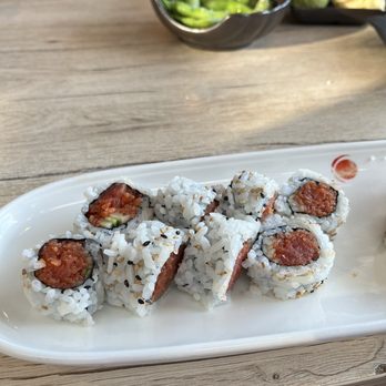 Yama Sushi House - Phoenix - Spicy Tuna Roll - Sushi Bars Near Me - Phoenix, Arizona Yama Sushi House - Phoenix - Spicy Tuna Roll - Sushi Bars Near Me - Phoenix, Arizona