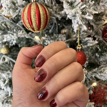 The Muse SF - New cat eye gel manicure - Nail Salons Near Me - San Francisco, California The Muse SF - New cat eye gel manicure - Nail Salons Near Me - San Francisco, California