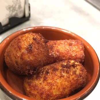 L'Avant Comptoir - Tapas Bars Near Me - Paris, 75