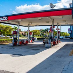 Texaco Progressive Auto Center