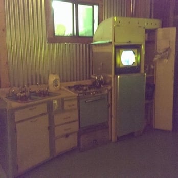 The Duce - An old fashioned kitchen with a vintage tv suing Andy Griffith! - Lounges Near Me - Phoenix, Arizona The Duce - An old fashioned kitchen with a vintage tv suing Andy Griffith! - Lounges Near Me - Phoenix, Arizona