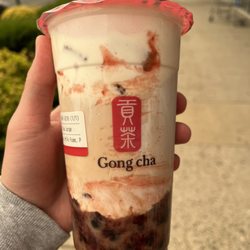 Gong Cha- Hamilton - strawberry milk tea with boba & milk foam - large