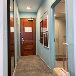 Le Méridien Tampa - Beautiful decor and colours