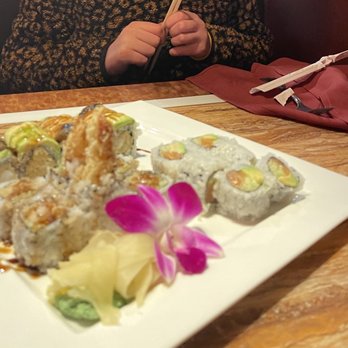 Fuji Sushi & Hibachi - Sushi Bars Near Me - Middleton, Wisconsin Fuji Sushi & Hibachi - Sushi Bars Near Me - Middleton, Wisconsin