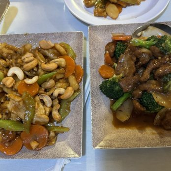 SF Kitchen - Cashew chicken and broccoli beef - Vietnamese Near Me - Reno, Nevada SF Kitchen - Cashew chicken and broccoli beef - Vietnamese Near Me - Reno, Nevada