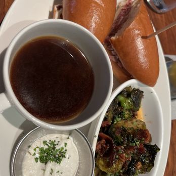 Nick's San Clemente - American Near Me - San Clemente, California