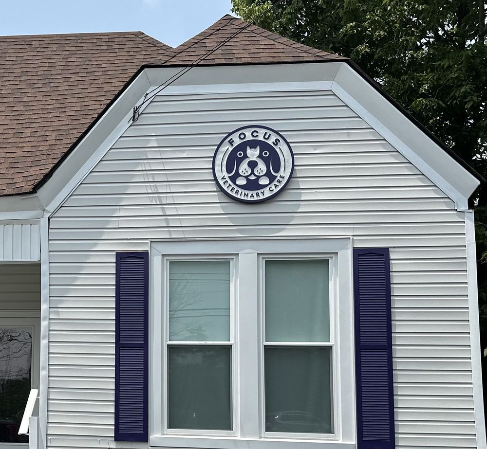 SIGNS PLUSSIGNS & GRAPHICS Updated August 2024 121 Commerce Dr