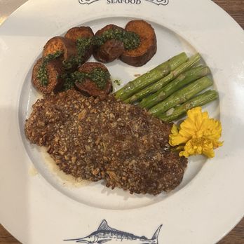 Blue Marlin - Pecan crusted grouper - New American Near Me - Bradenton Beach, Florida