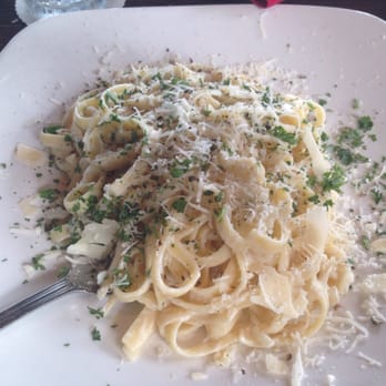 Bella Notte - Fettuccine Alfredo - Italian Near Me - Lexington, Kentucky