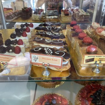 Moonside Bakery & Cafe - Bakeries Near Me - Half Moon Bay, California