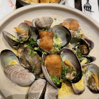 Lunch Lady - Vietnamese Near Me - Vancouver, British Columbia