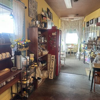 The Bee - Coffee & Tea Near Me - Milaca, Minnesota The Bee - Coffee & Tea Near Me - Milaca, Minnesota