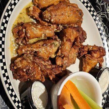 The Stamford Diner - Wings garlic Parmesan a dozen $19.99 - Diners Near Me - Stamford, Connecticut The Stamford Diner - Wings garlic Parmesan a dozen $19.99 - Diners Near Me - Stamford, Connecticut