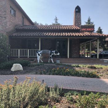 Downtown Paso Robles - Another cute thing, outside a steak restaurant. - Shopping Near Me - Paso Robles, California