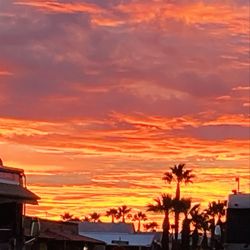 Voyager RV Resort & Hotel - Sunset
