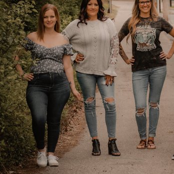 Salon 4 - We are three women with three very different personalities but all with one dream..... - Hair Stylists Near Me - Bellbrook, Ohio Salon 4 - We are three women with three very different personalities but all with one dream..... - Hair Stylists Near Me - Bellbrook, Ohio