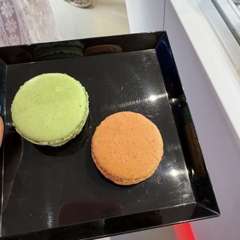 Christophe Roussel - Macaron - Chocolatiers & Shops Near Me - Paris, 75 Christophe Roussel - Macaron - Chocolatiers & Shops Near Me - Paris, 75