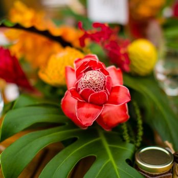 Posy Parties - Close up of table arrangements - Florists Near Me Posy Parties - Close up of table arrangements - Florists Near Me