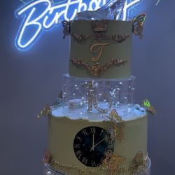 Rosemary’s Bakery and Juice Bar - Cake