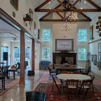 Curran Alexander Vineyards - Wine Tasting Room Near Me - Lexington, North Carolina