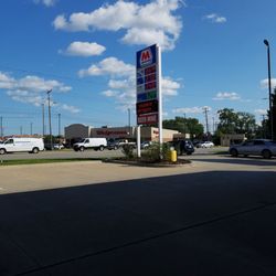 Marathon Gas Station - Oh yeah.. thanks buddy :) Kent !