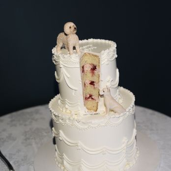 Pium Cake - Custom Cakes Near Me Pium Cake - Custom Cakes Near Me
