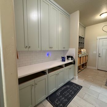 SwiftHand Painting - Classic green painted cabinets - Painters Near Me - Sandy, Utah SwiftHand Painting - Classic green painted cabinets - Painters Near Me - Sandy, Utah
