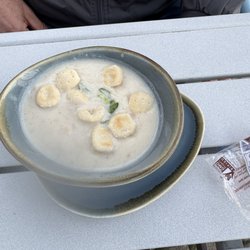 Blue Bistro - Clam chowder