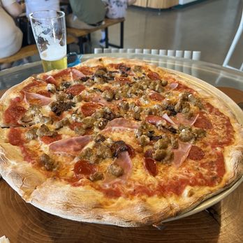 Fast Friends Beer - Breweries Near Me - Austin, Texas Fast Friends Beer - Breweries Near Me - Austin, Texas