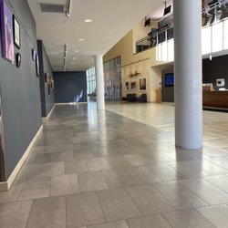 Gladstone Community Center - Lobby