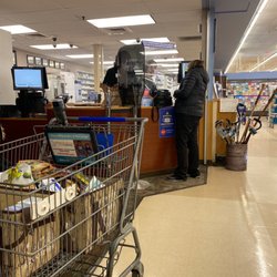 Kroger Food and Pharmacy - The great service Kroger pharmacy does... spectacular!