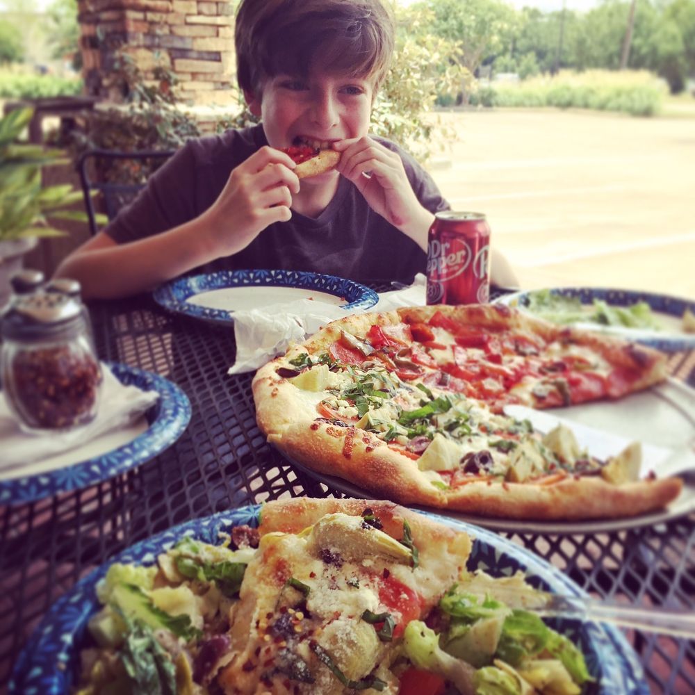 Pizza Bella - Pizza Near Me - Katy, Texas