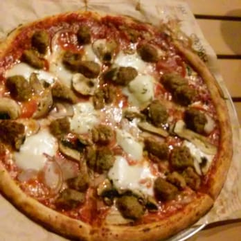 Blaze Pizza - Meat Eaters - Salad Near Me - Gold River, California