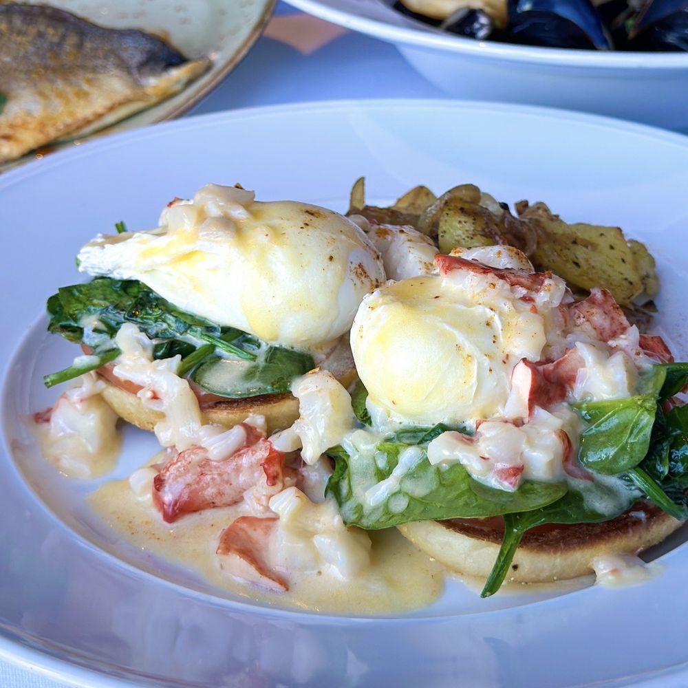 Waterbar - Maine lobster eggs Benedict. Available only on weekends. Photo by @martiwantsmore (IG). - Seafood Near Me - San Francisco, California Waterbar - Maine lobster eggs Benedict. Available only on weekends. Photo by @martiwantsmore (IG). - Seafood Near Me - San Francisco, California