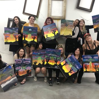 Memo's Canvas - Paint & Sip Near Me - Montclair, California