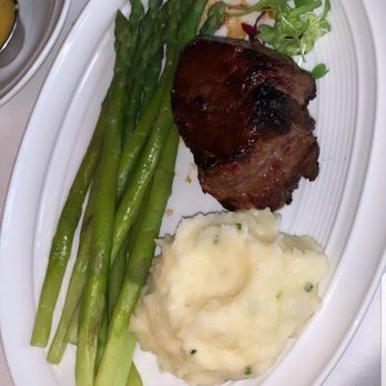 Mitchell's Steakhouse - 14 oz. Filet with asparagus and mashed potatoes - Steakhouses Near Me - Columbus, Ohio Mitchell's Steakhouse - 14 oz. Filet with asparagus and mashed potatoes - Steakhouses Near Me - Columbus, Ohio