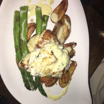 Deep Blu Seafood Grille - Grouper - Seafood Near Me - Orlando, Florida