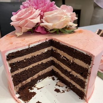 The Cake Lady - Desserts Near Me - Milwaukee, Wisconsin