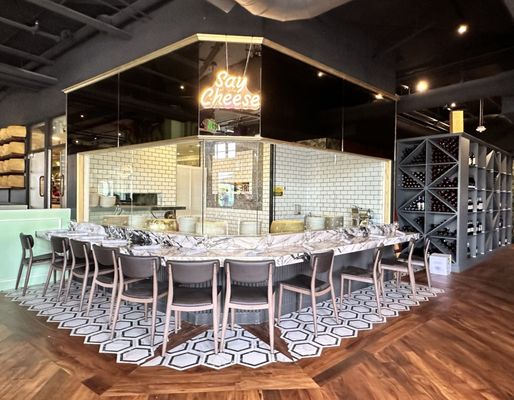Vincenzo Cucina and Lounge by null